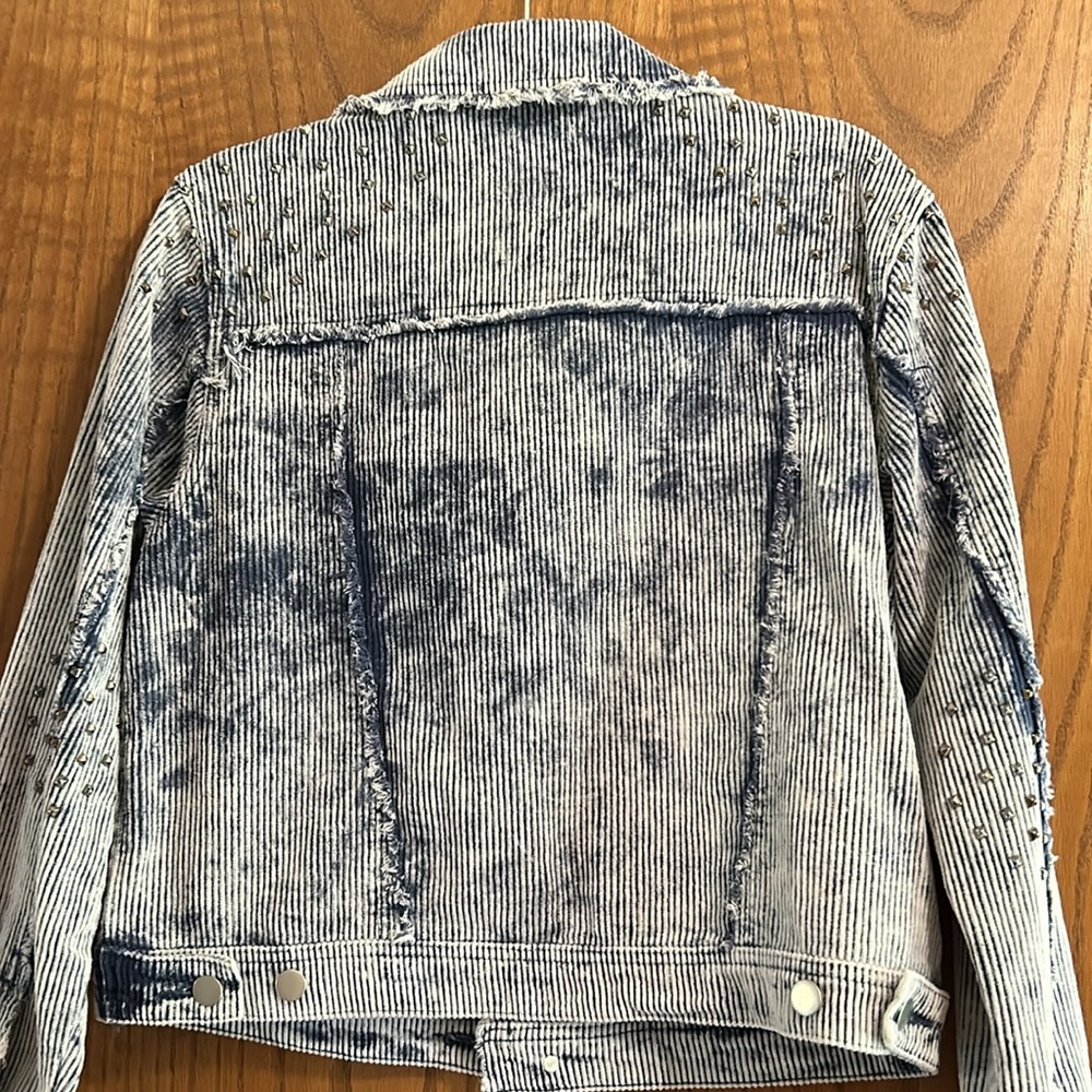POL embellished corduroy jacket size medium. - Picture 3 of 3